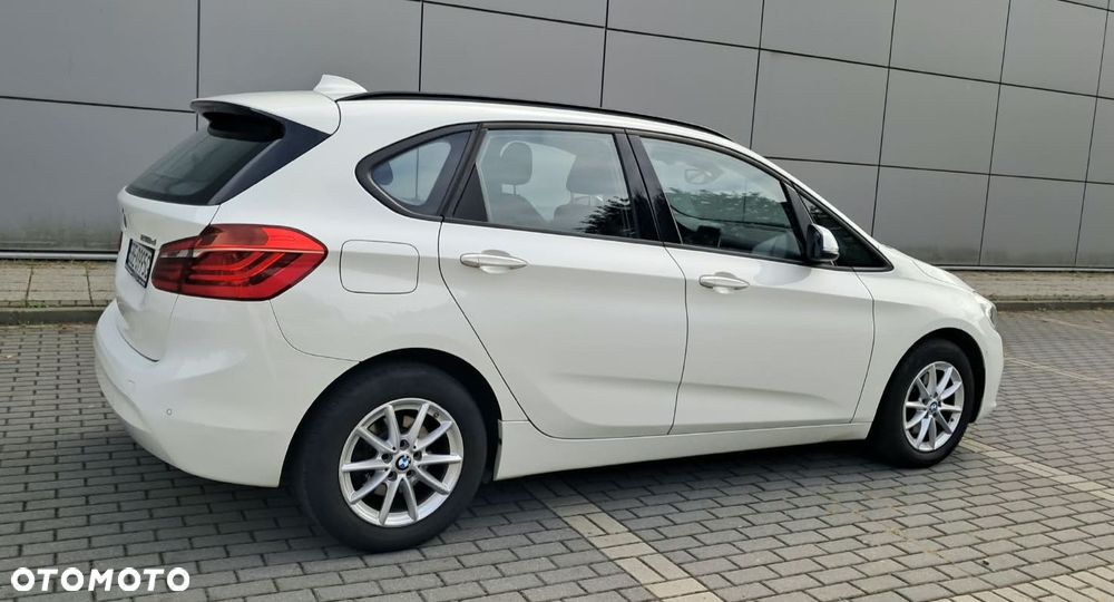 BMW Seria 2 218d Advantage - 17