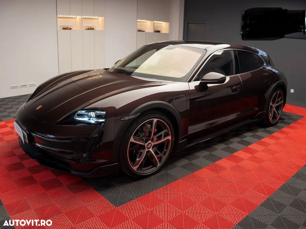 Porsche Taycan - 1
