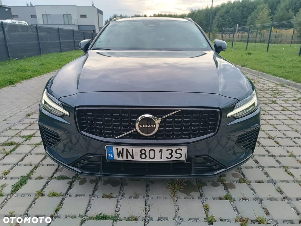 Volvo V60 T8 AWD Plug-In Hybrid Plus Dark - 12
