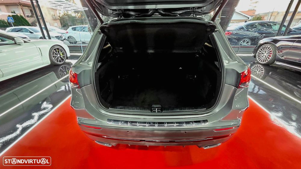 Mercedes-Benz GLA 200 d AMG Line - 9