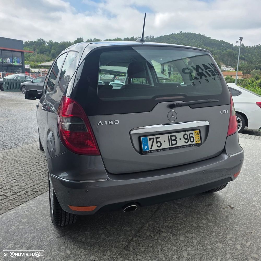 Mercedes-Benz A 180 - 17