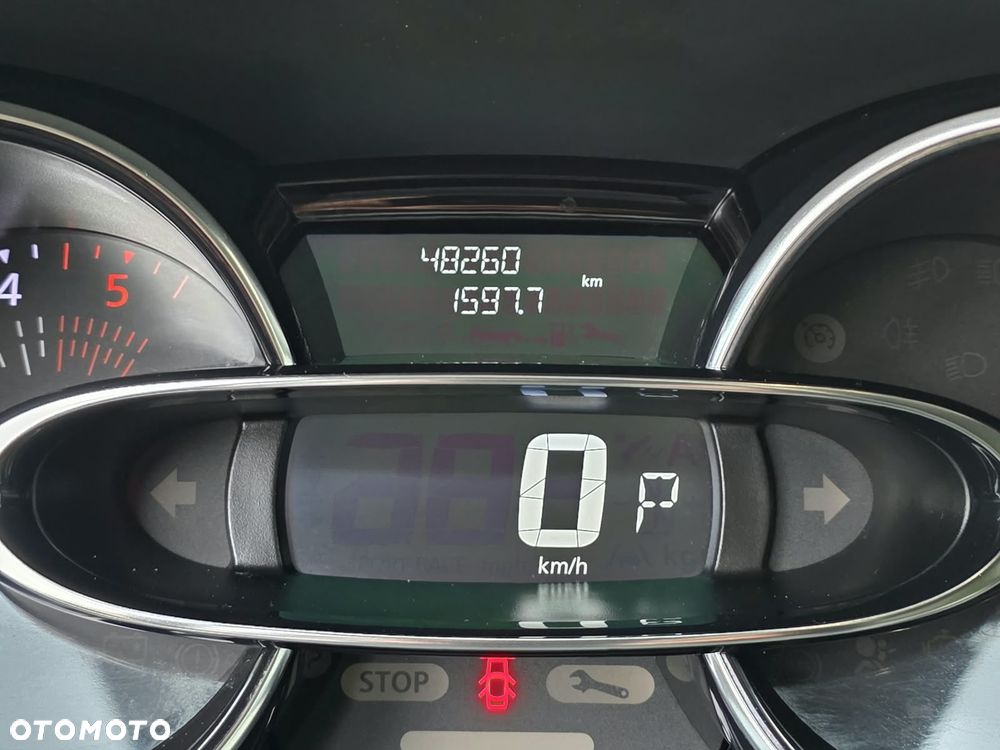 Renault Clio - 23