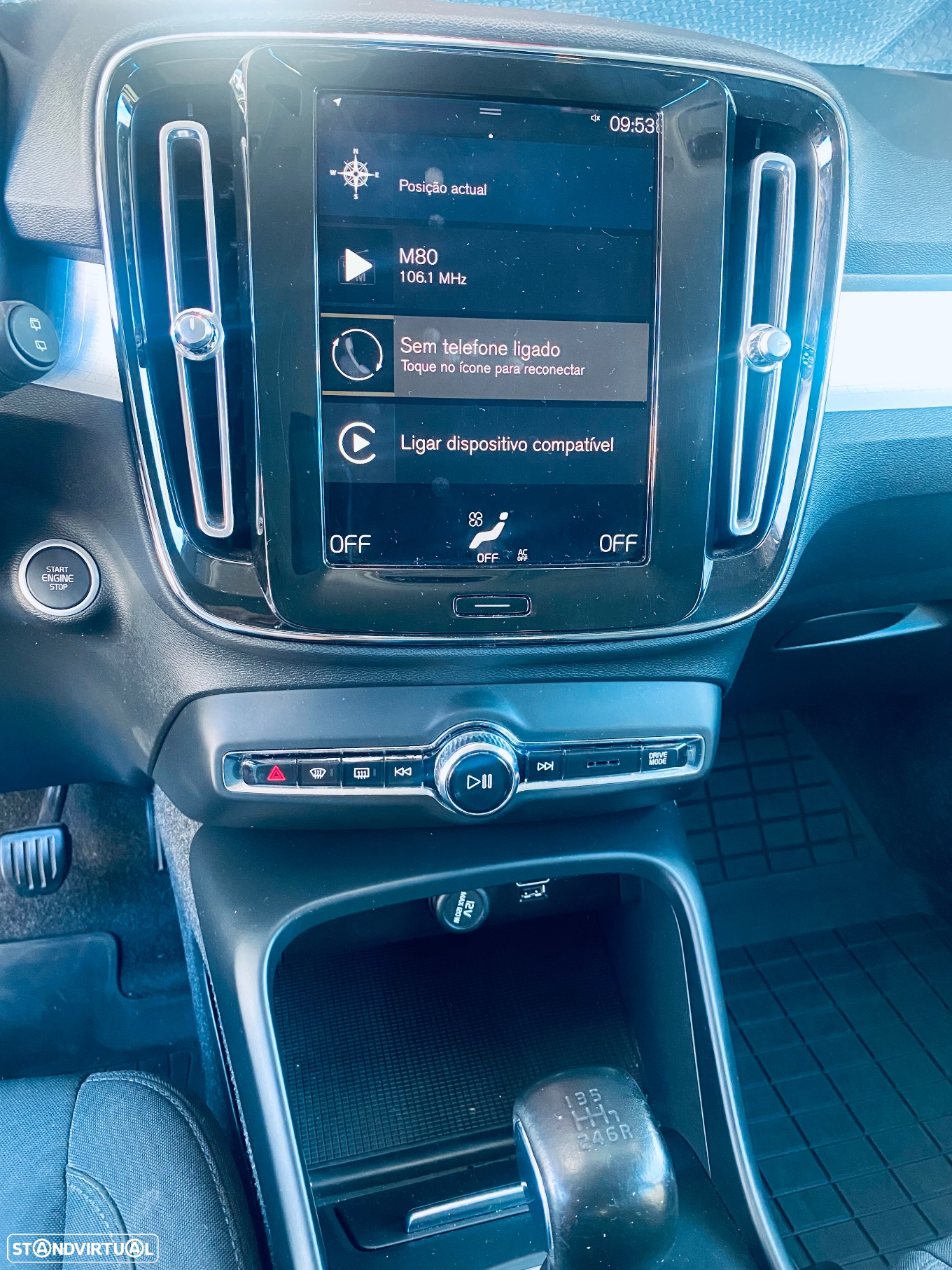 Volvo XC 40 1.5 T2 Momentum Plus - 19