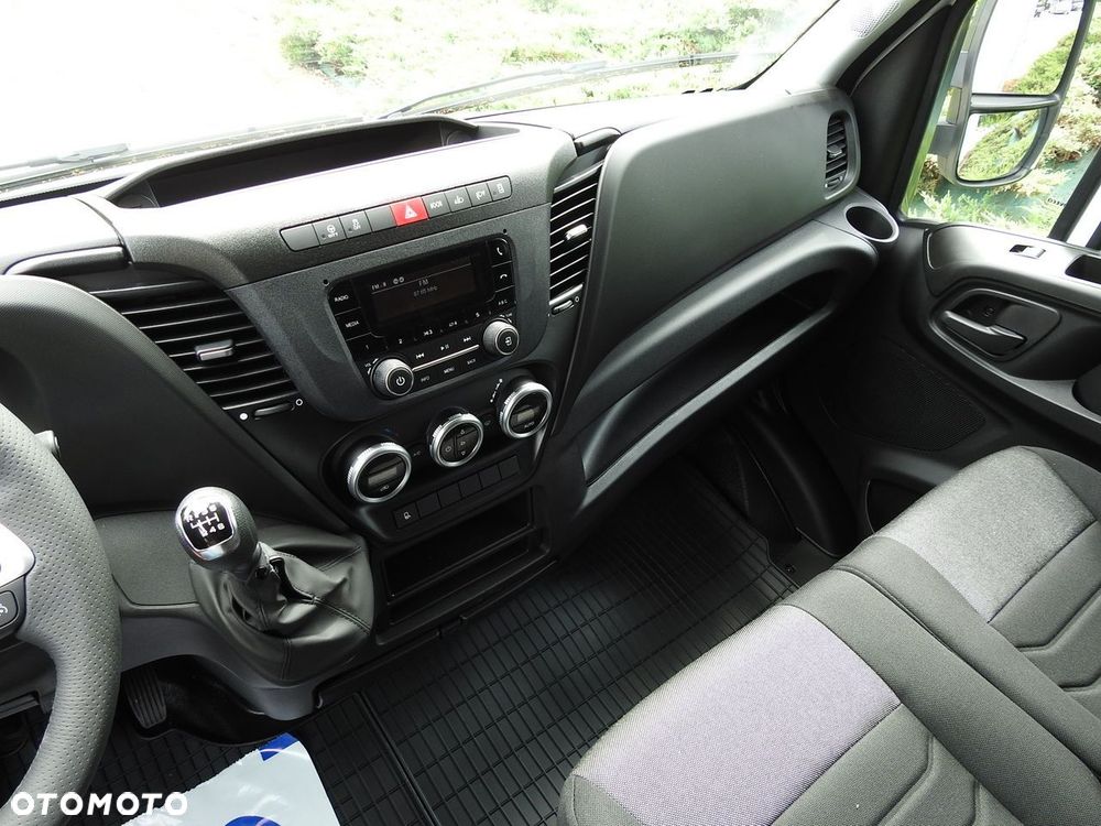 Iveco DAILY 35S18 NOWY PLANDEKA WEBASTO KLIMATYZACJA TEMPOMAT ASO  180KM - 30