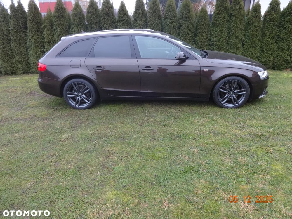 Audi A4 Avant 2.0 TDI - 16