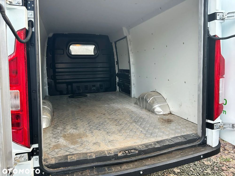 Cenntro Logistar LS260 Van - 5