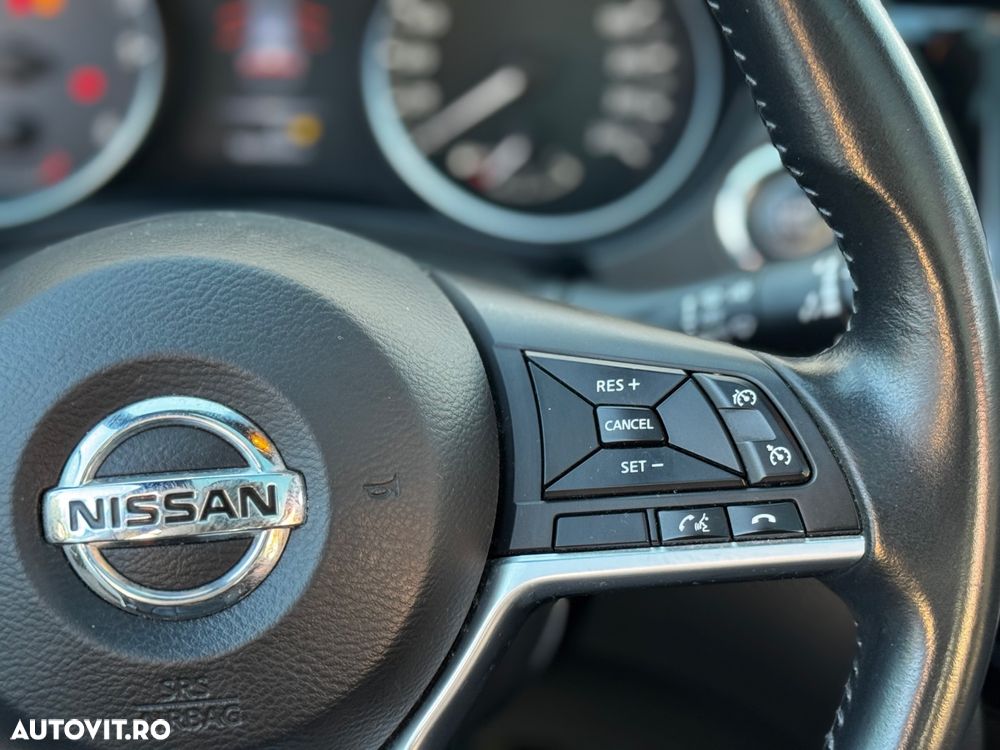 Nissan Qashqai 1.6 DCI TEKNA+ - 30