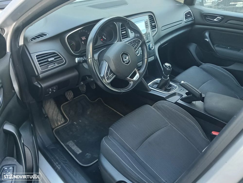 Renault Mégane Sport Tourer 1.5 dCi Zen - 9