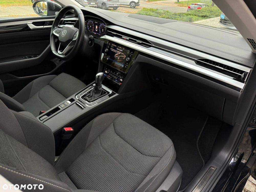 Volkswagen Arteon 2.0 TSI Essence DSG - 9