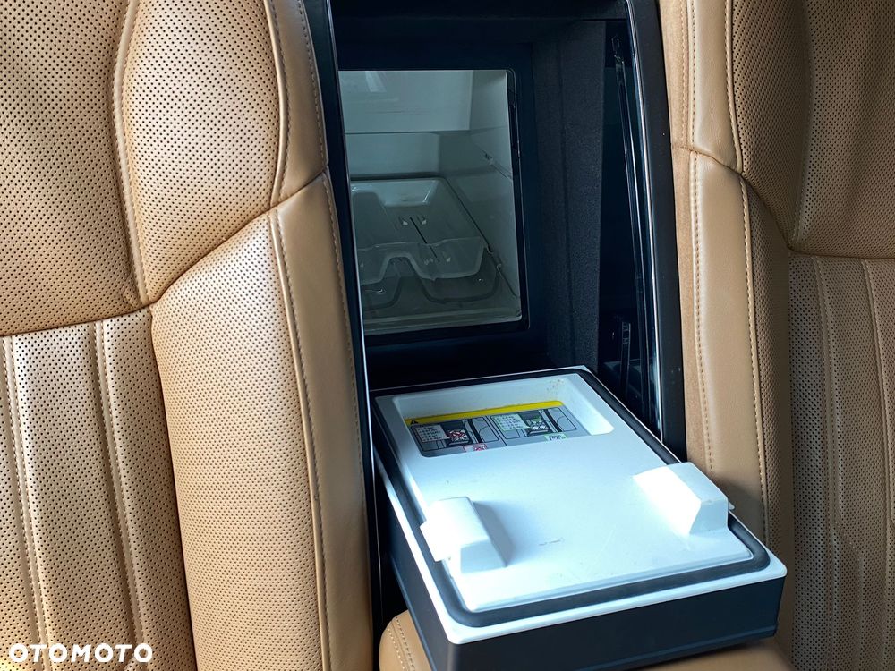 Audi A8 L 55 TFSI quattro tiptronic - 27