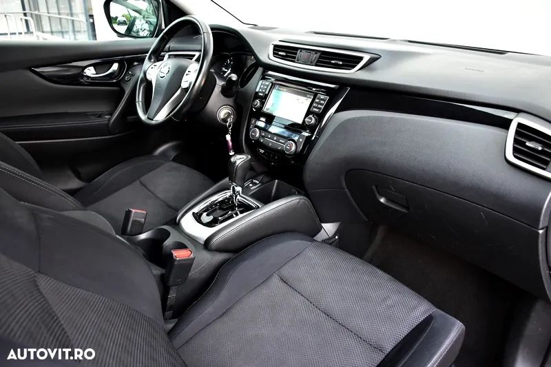 Nissan Qashqai 1.6 DCI Start/Stop X-TRONIC Acenta - 20