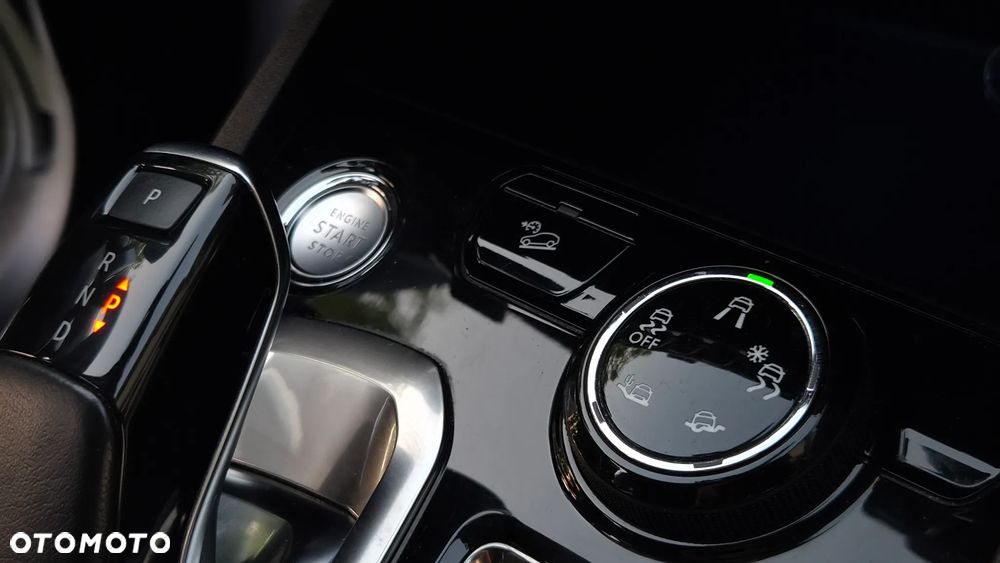 Peugeot 5008 1.2 PureTech Allure S&S EAT8 - 15