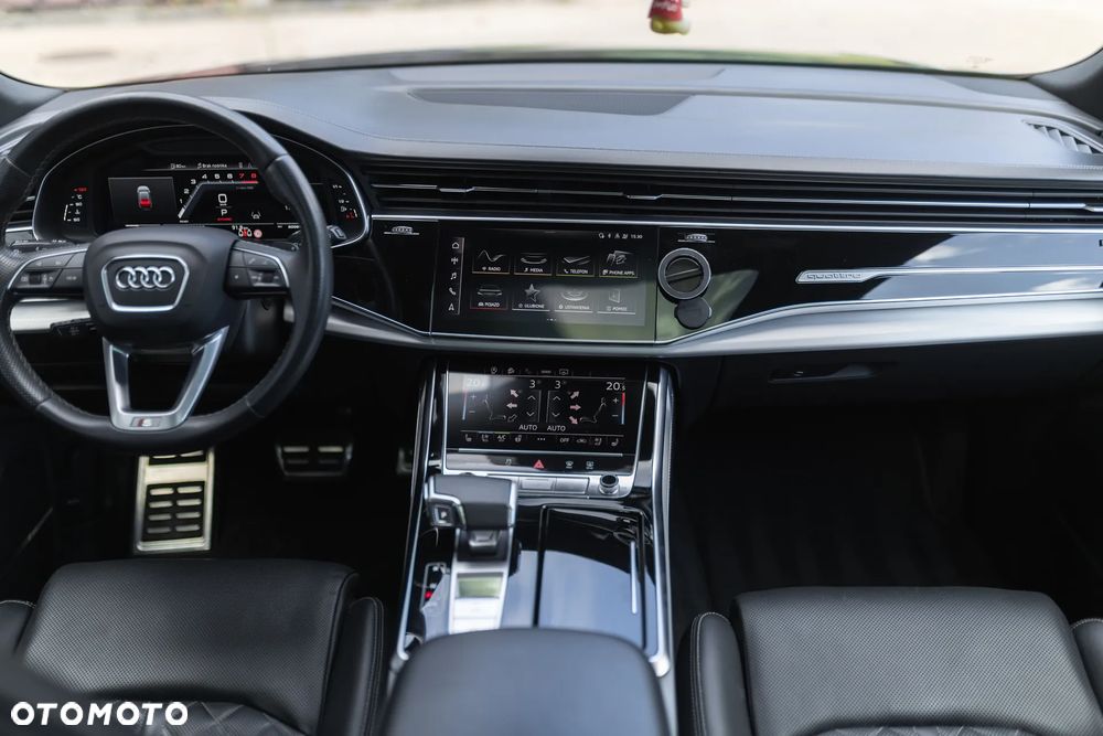 Audi SQ8 - 33