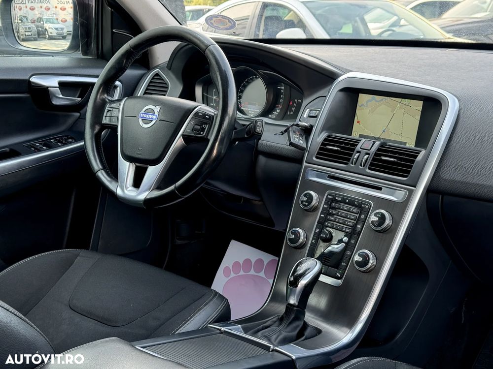 Volvo XC 60 - 6