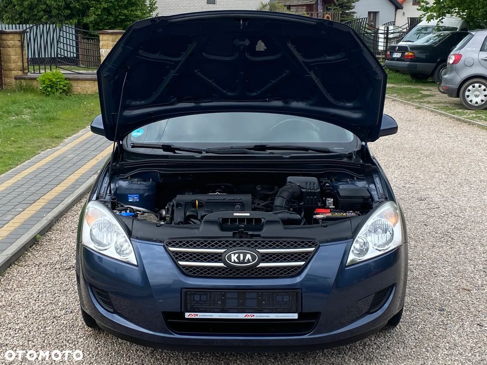 Kia Ceed 1.4 CVVT Attract - 4