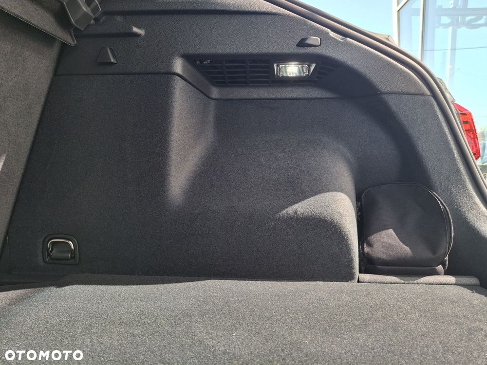 Audi Q3 Sportback - 19