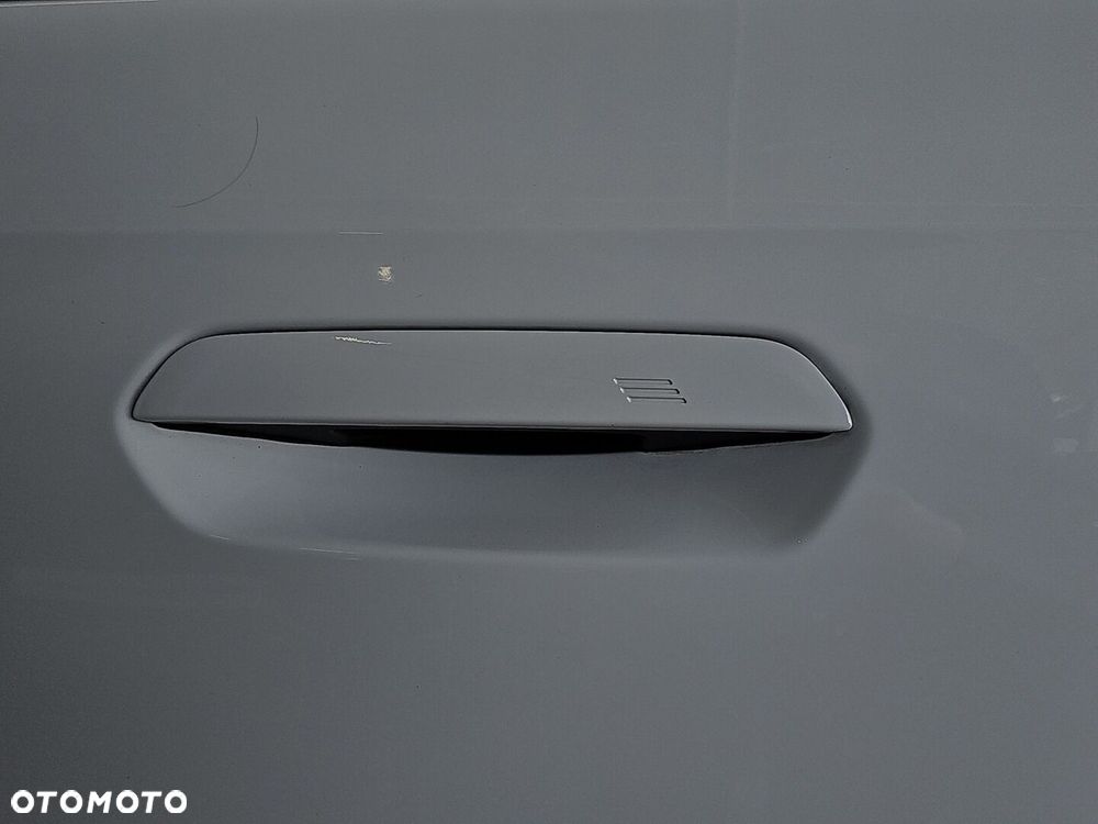 BMW X1 sDrive18i - 38