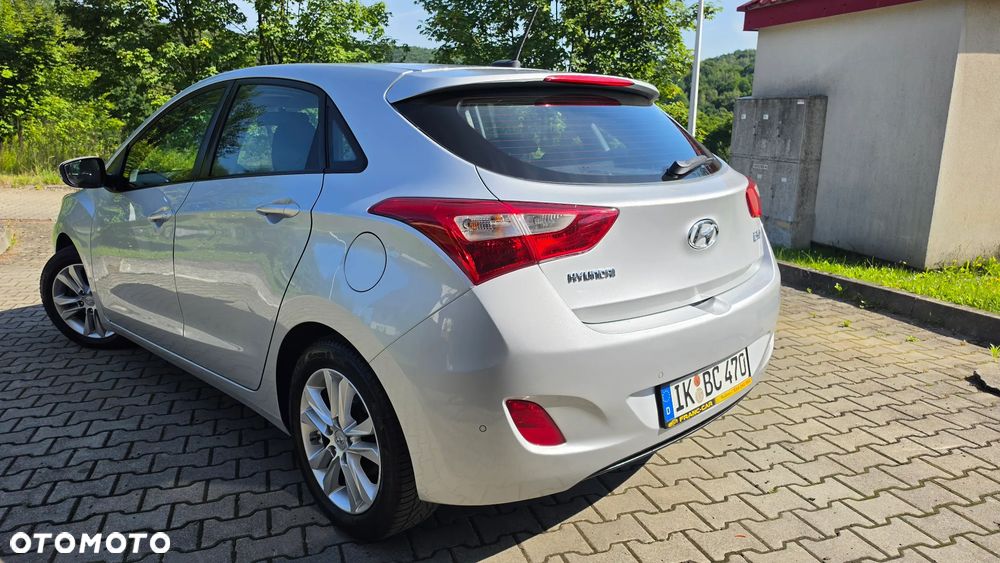 Hyundai i30 1.4 Fifa World Cup Edition - 30