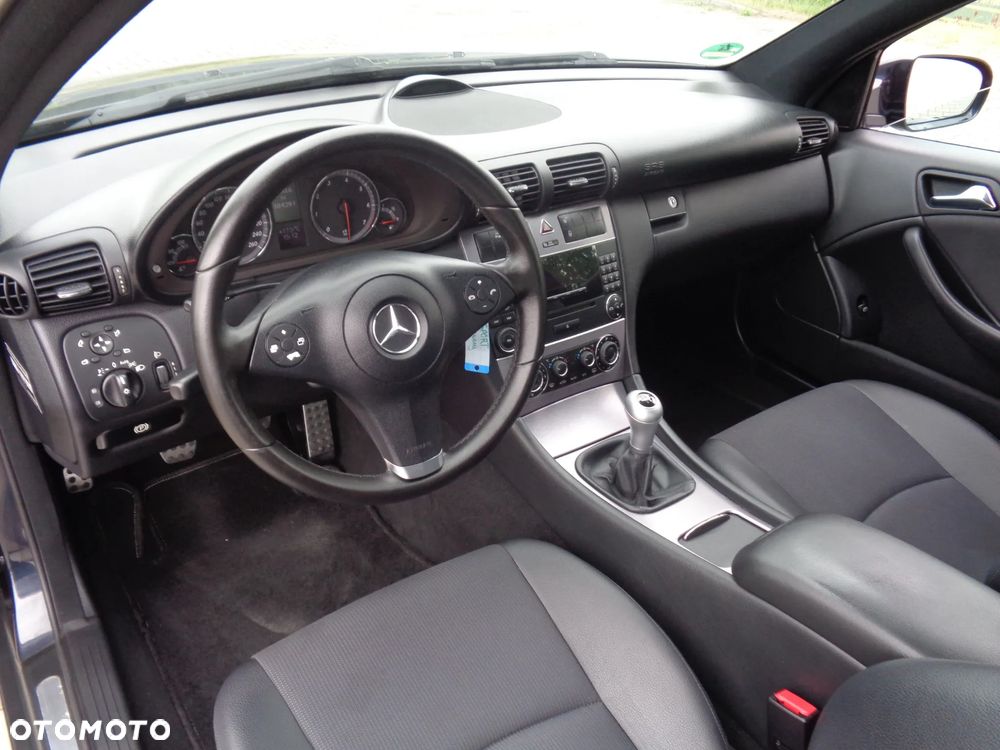 Mercedes-Benz CLC 200 Kompressor - 10