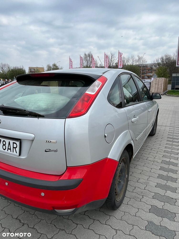 Ford Focus 1.6 TDCi Ambiente - 6