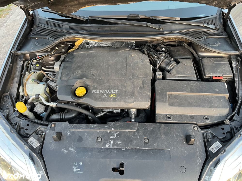 Renault Laguna dCi 175 FAP GT - 22