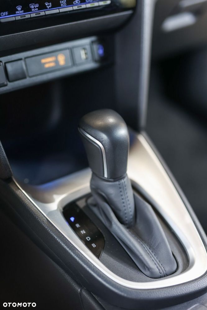 Toyota Yaris Cross Hybrid 1.5 Comfort - 31