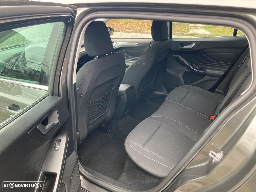 Ford Focus SW 1.5 TDCi Titanium - 15