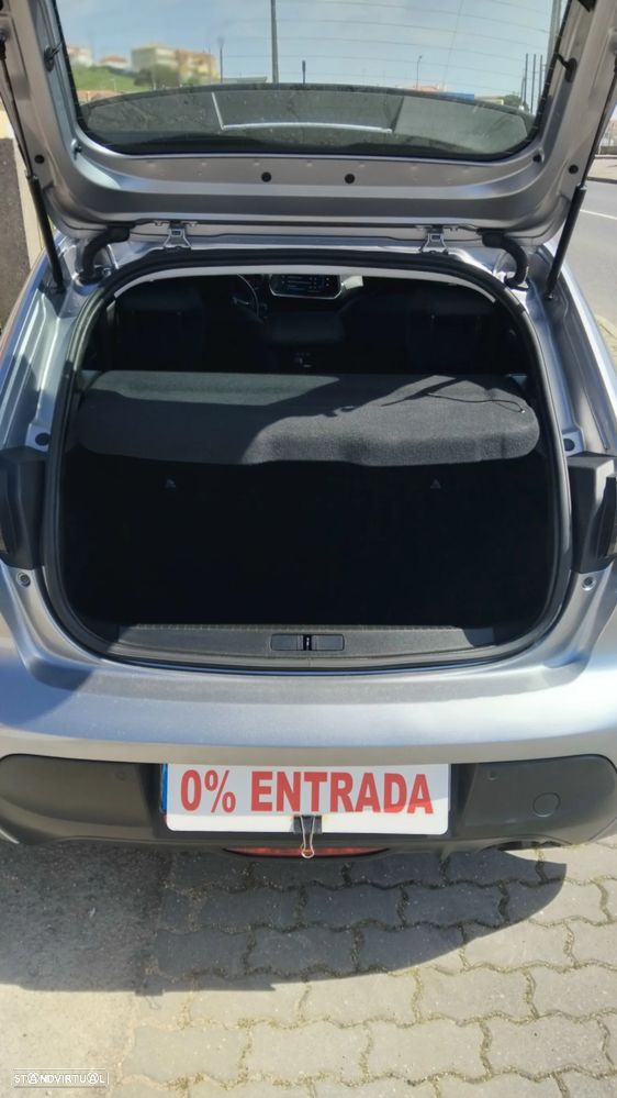 Peugeot 208 1.2 PureTech SE Style - 13