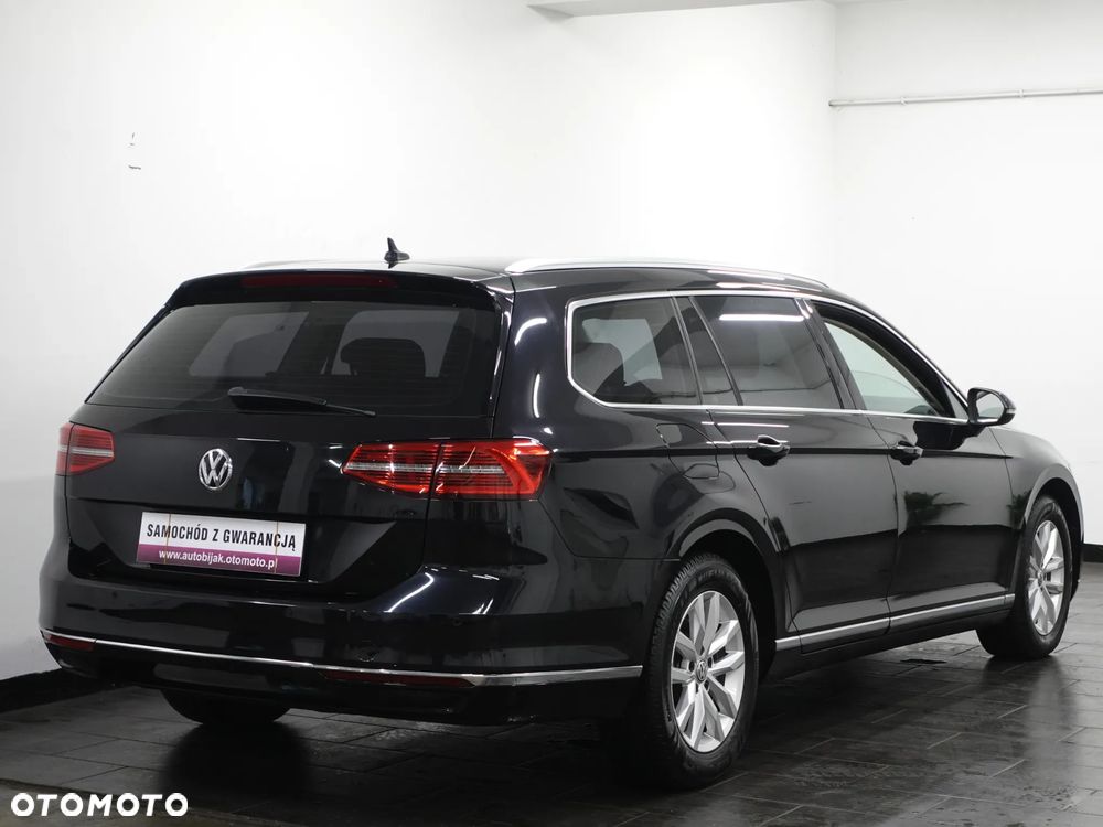Volkswagen Passat - 7