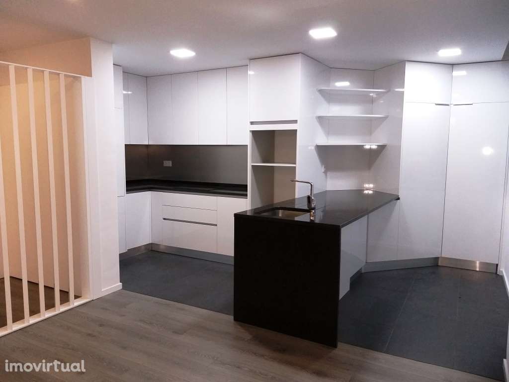 Apartamento renovado T3 c/ rendimento em São Vítor - Grande imagem: 2/26