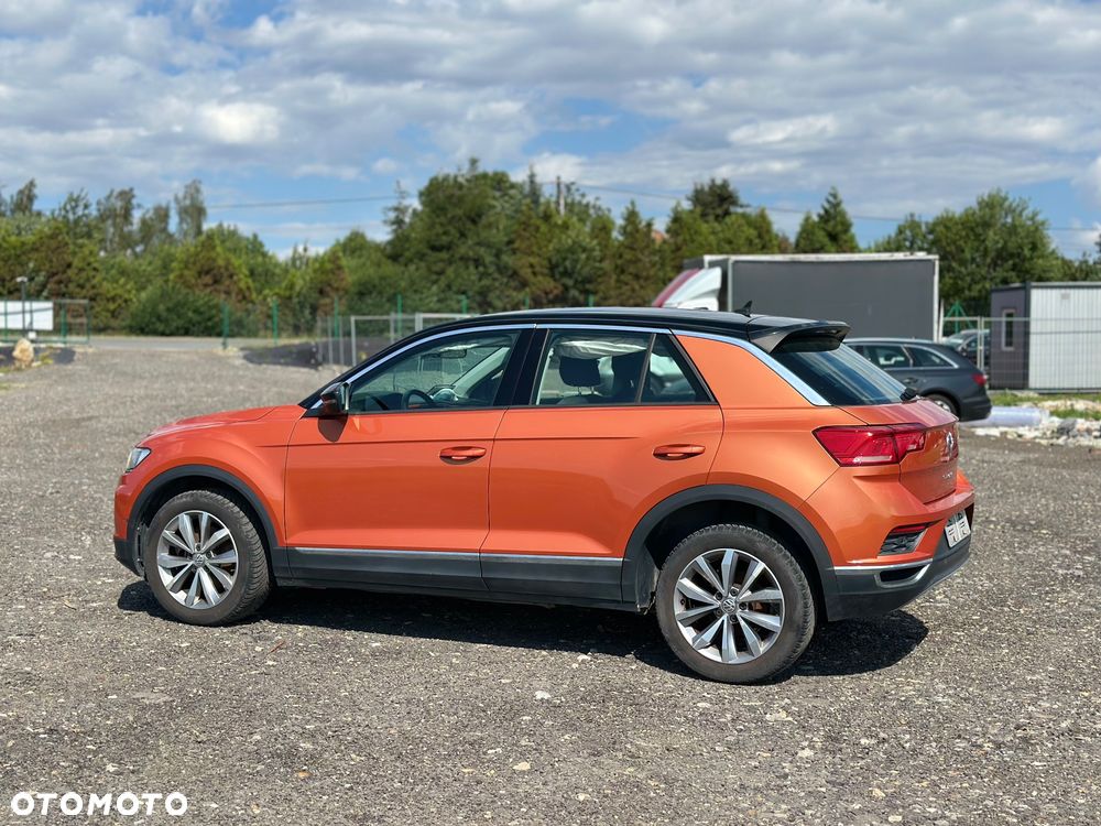 Volkswagen T-Roc - 18