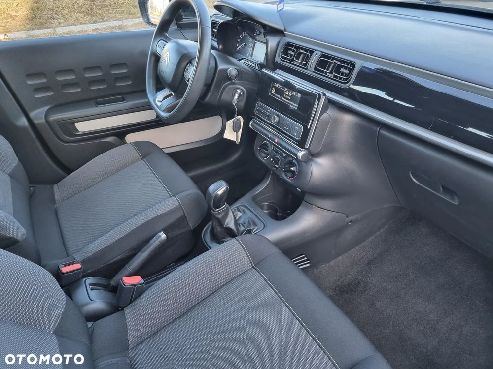 Citroën C3 Pure Tech 82 SHINE - 10