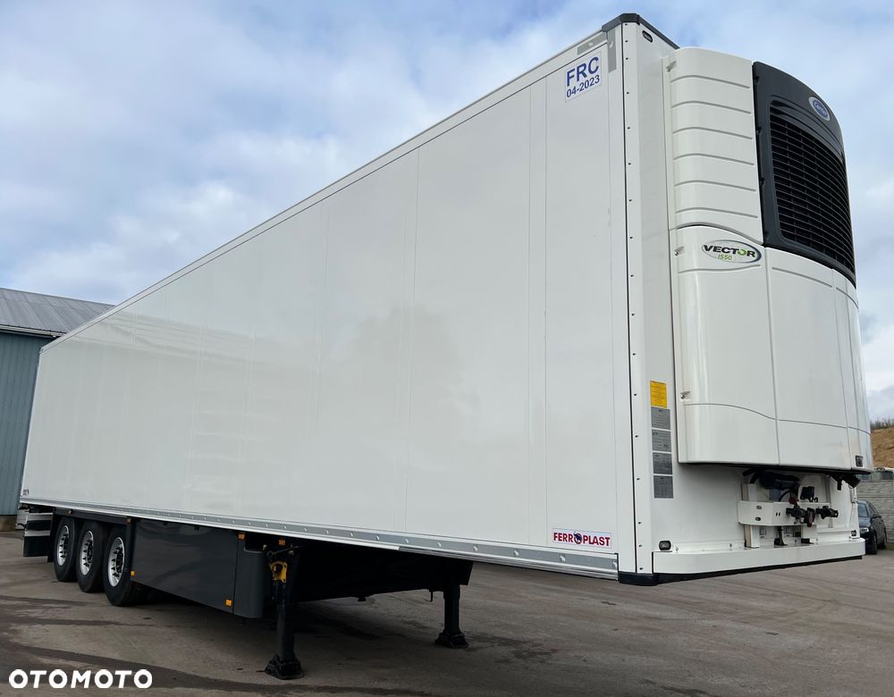 Schmitz Cargobull SCB*S3B - 3