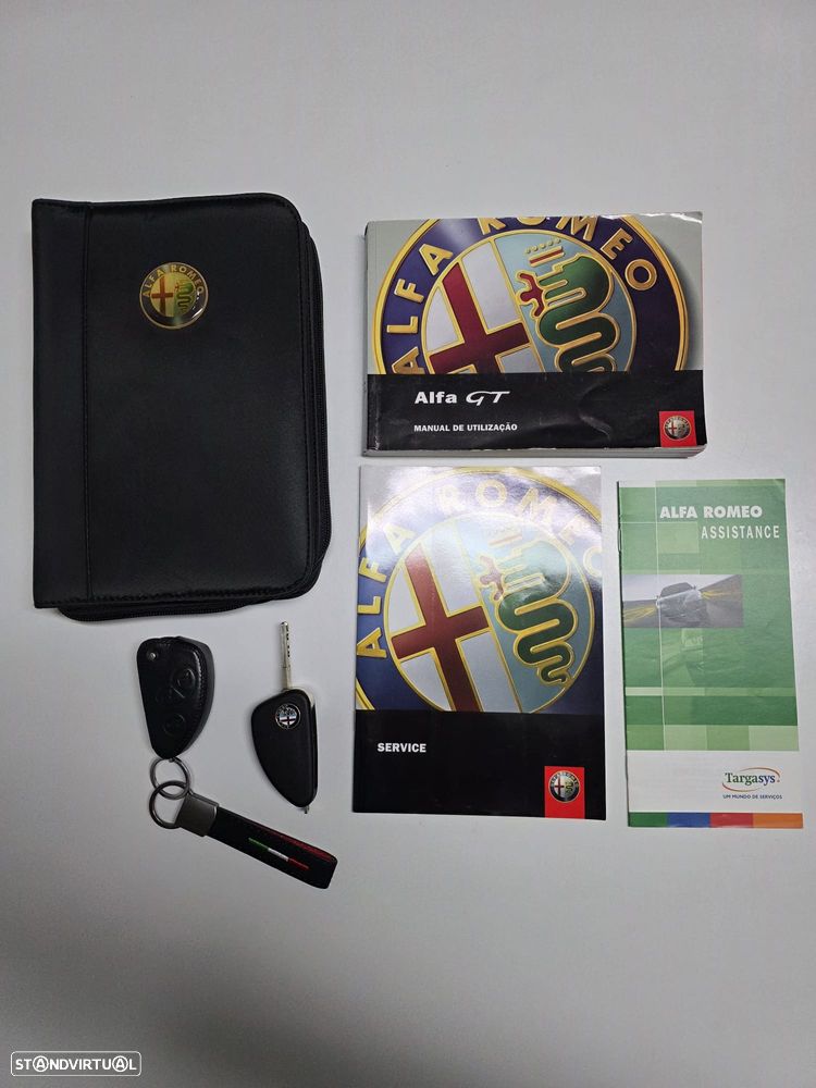 Alfa Romeo GT 1.9 JTD M-JET - 16