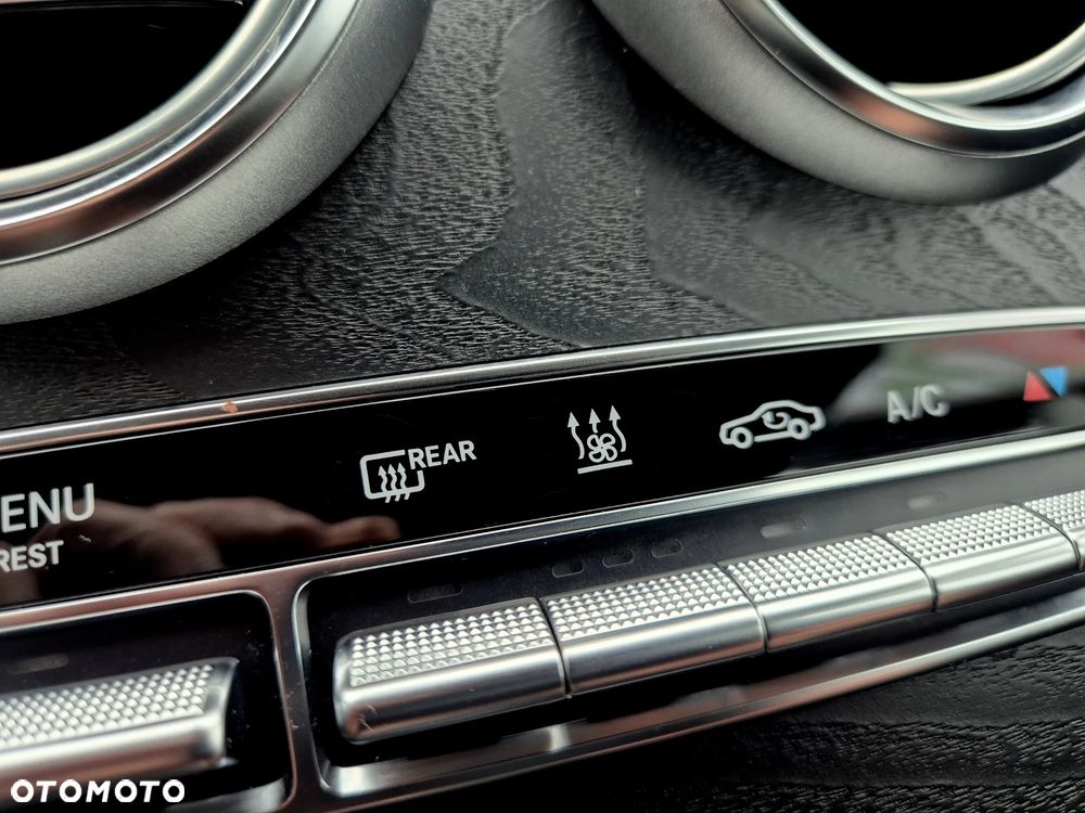 Mercedes-Benz GLC - 19