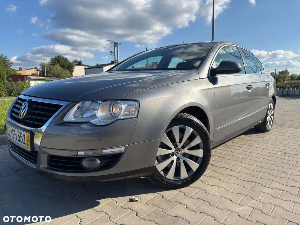 Volkswagen Passat 2.0 FSI Comfortline - 21