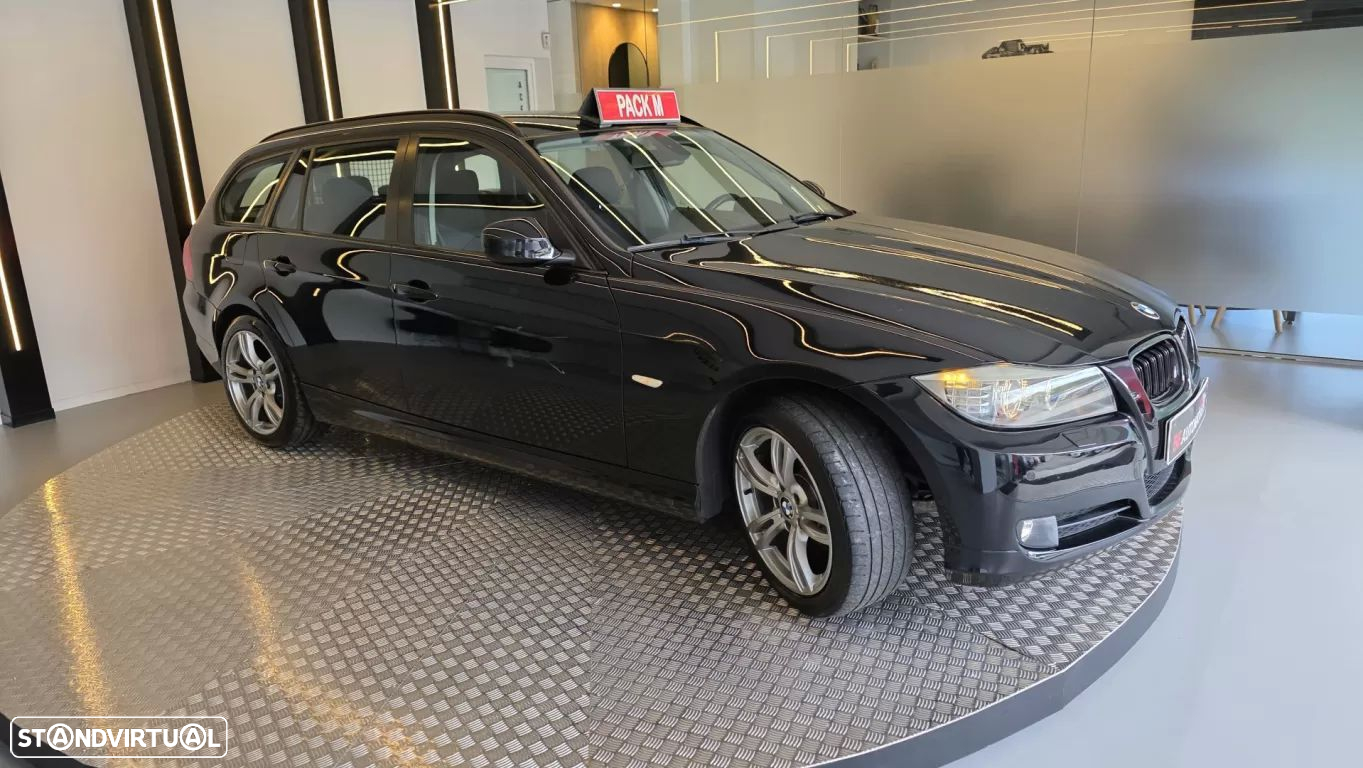 BMW 318 d Touring Navigation Sport - 18