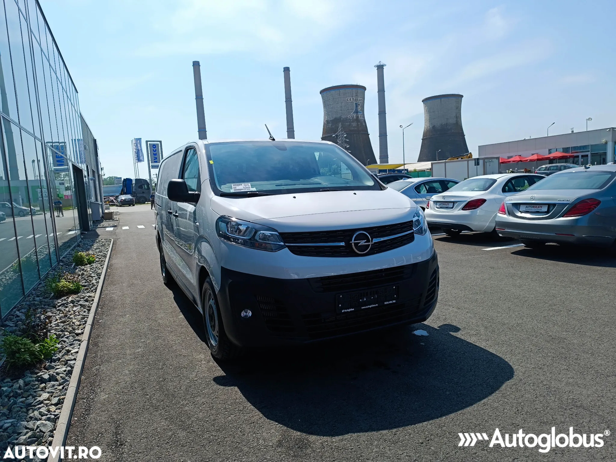 Opel Vivaro Van Essentia - 3