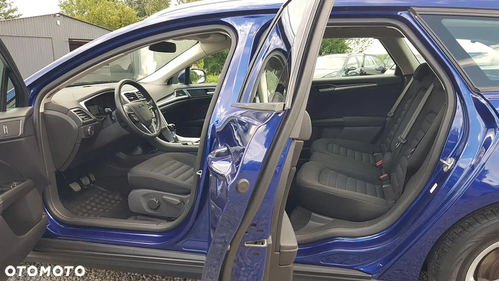 Ford Mondeo 2.0 TDCi Ambiente - 17