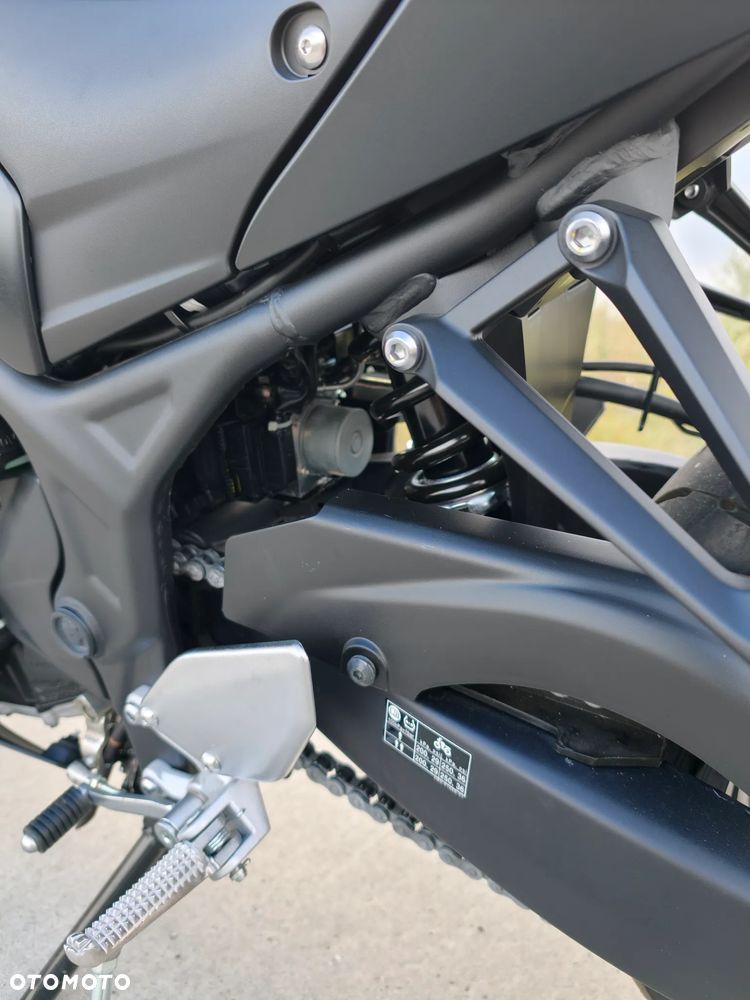 Yamaha MT - 22