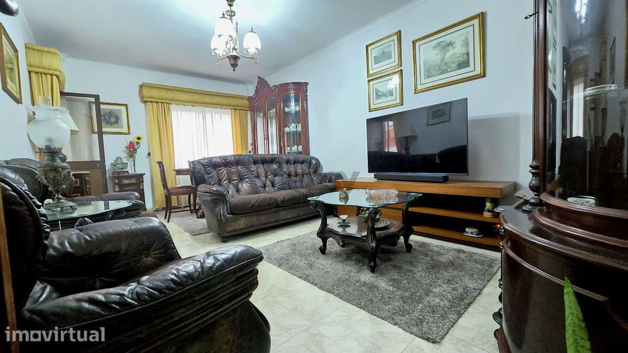 Apartamento T3 com Garagem em Alcabideche, Estoril - Grande imagem: 4/23