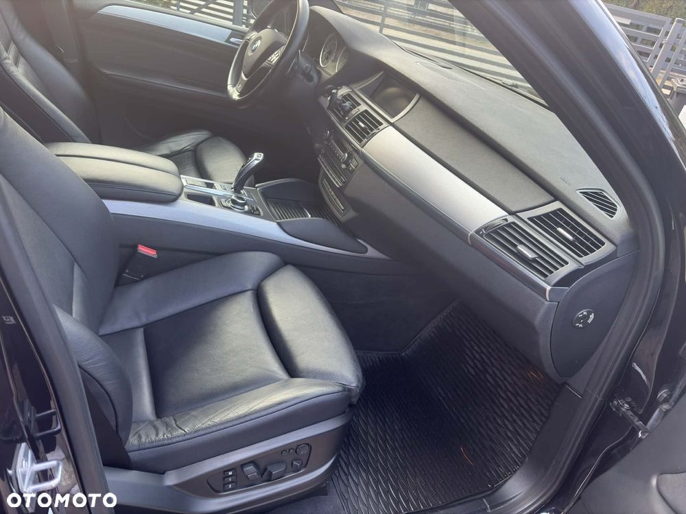 BMW X6 - 15