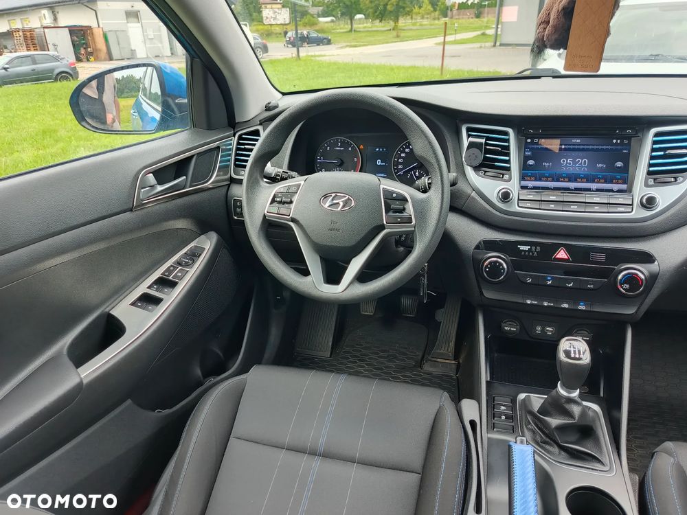 Hyundai Tucson 1.7 CRDI BlueDrive Style 2WD - 9