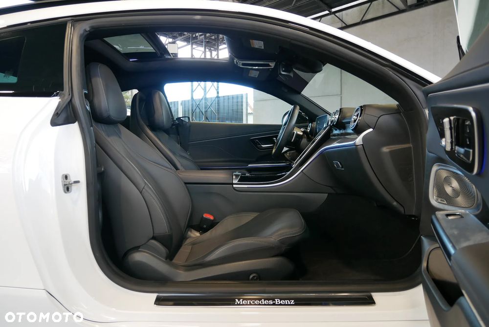 Mercedes-Benz CLE - 9