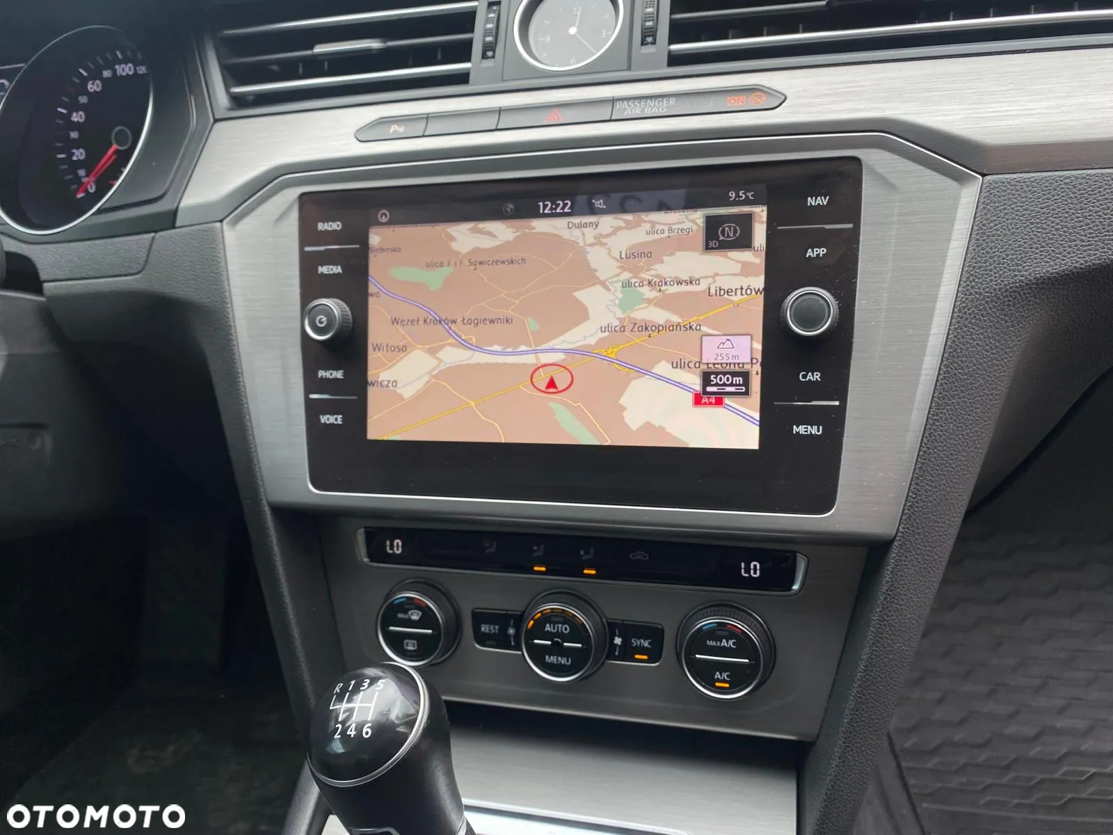 Volkswagen Passat 1.6 TDI BMT Comfortline - 8
