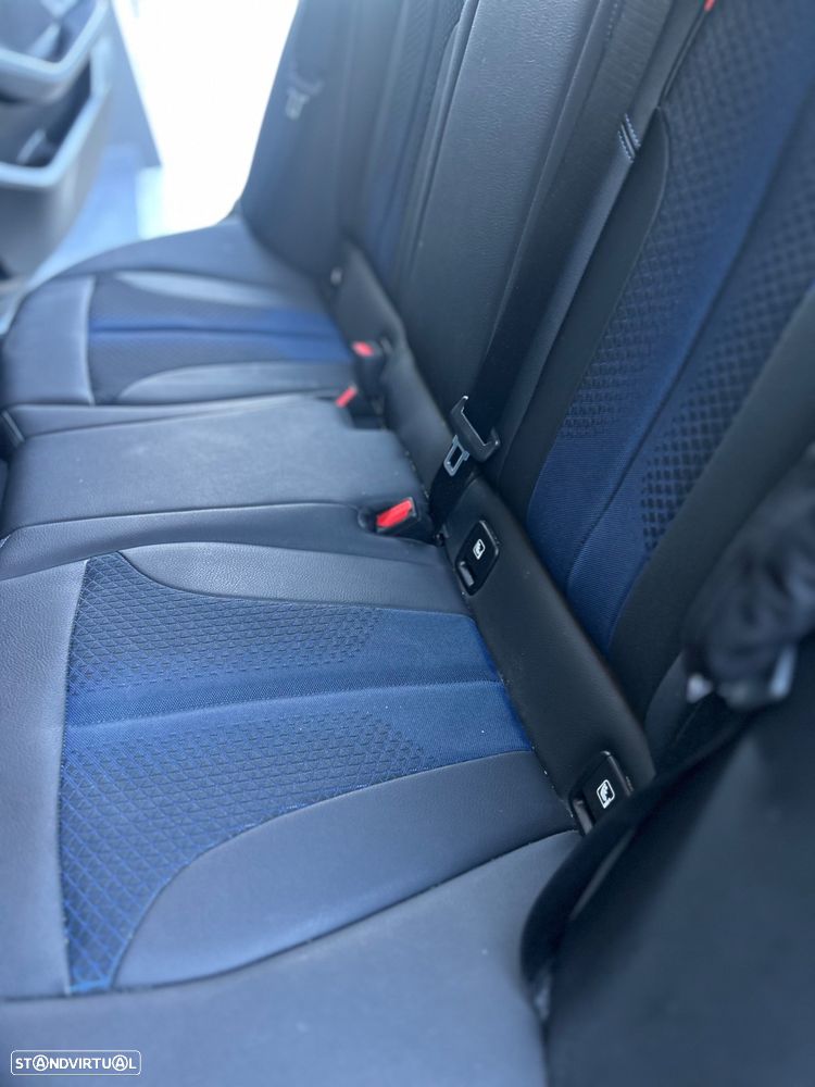 BMW 116 d Pack Desportivo M Auto - 10
