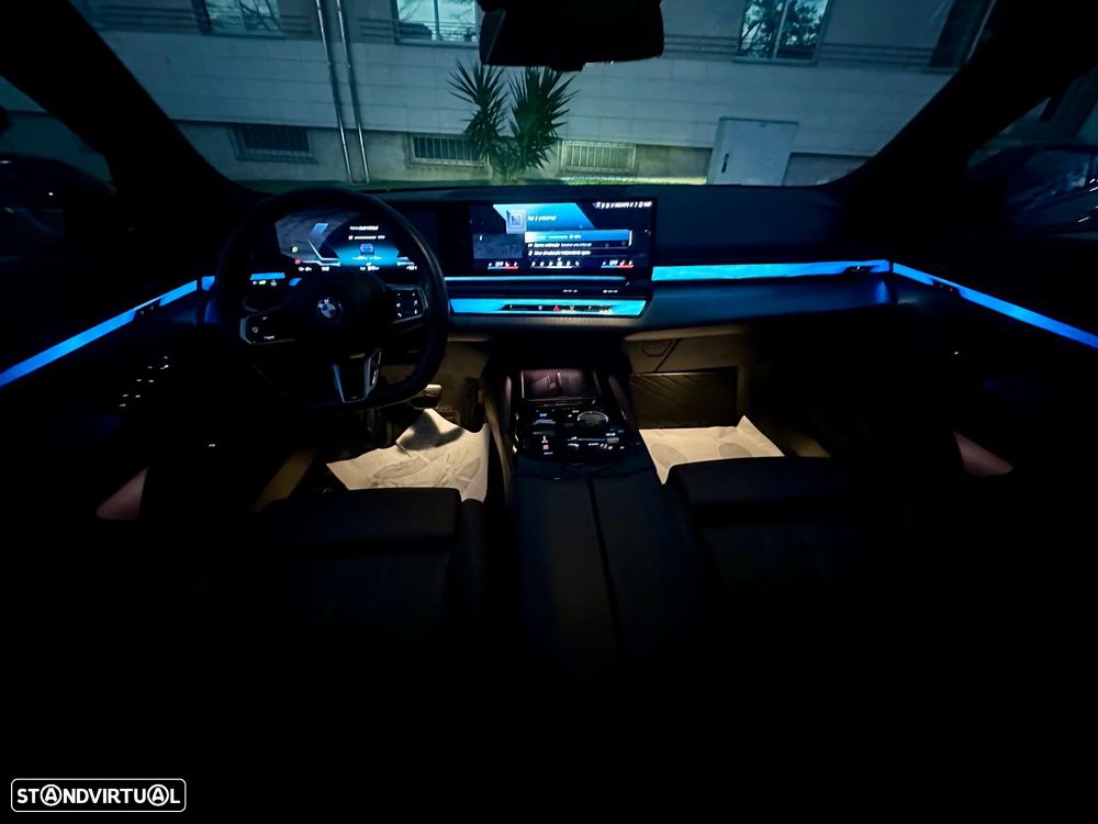 BMW i5 eDrive40 Pack Desportivo M Pro - 30