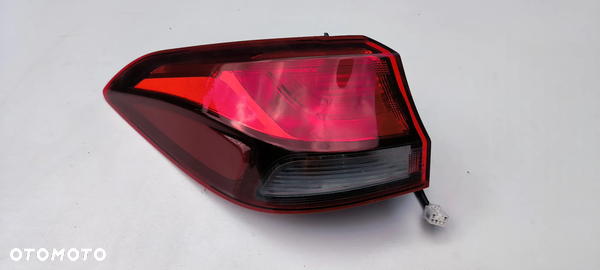 LAMPA TYŁ LEWY OE HYUNDAI i30 2016-2020 92401-G4200