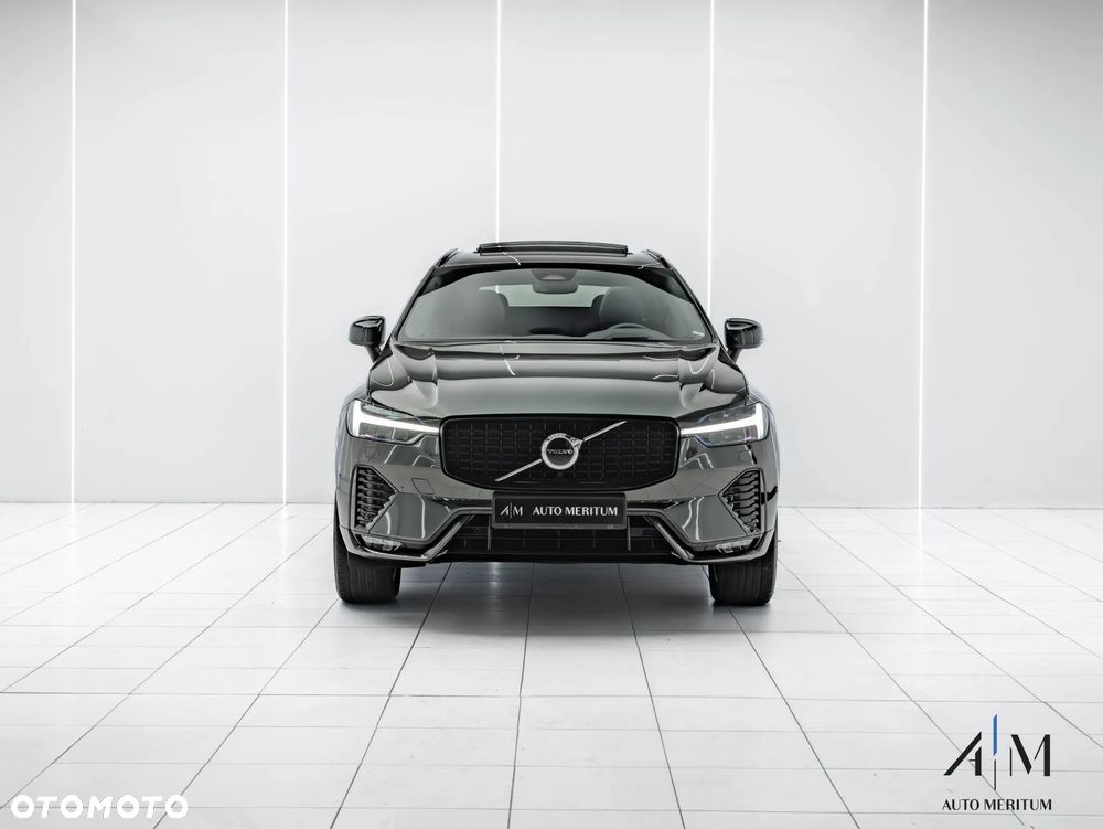 Volvo XC 60 B5 D AWD Ultimate Dark - 5