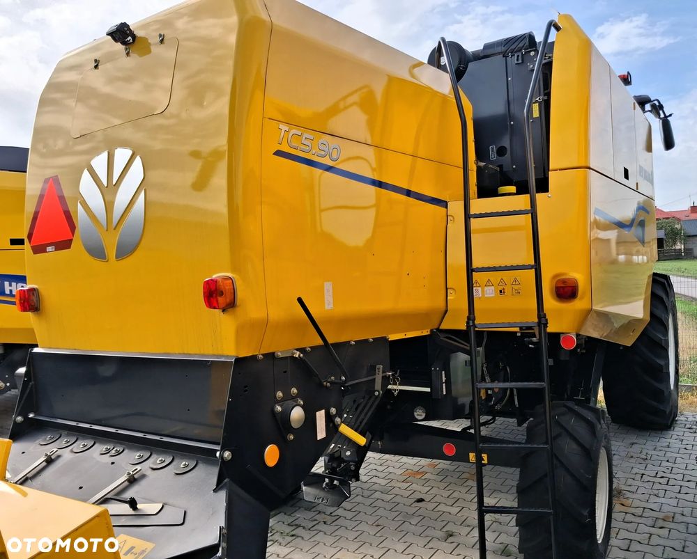 New Holland TC5.90 - 4